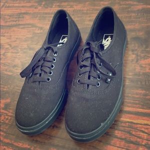 Vans slim fit black luxury skate shoes